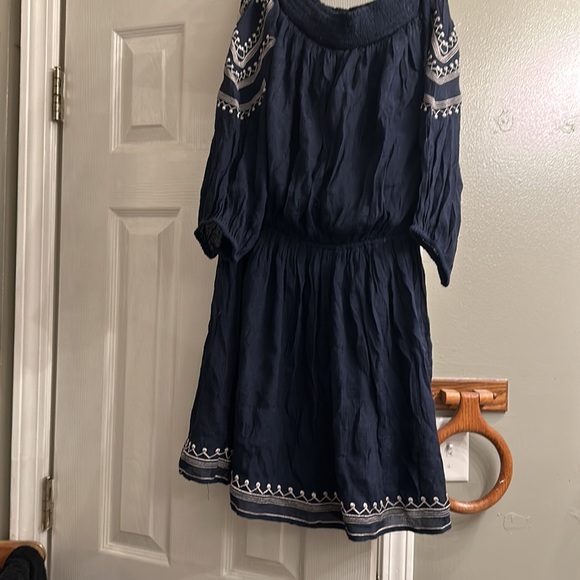 Navy , Off shoulder dress - Picture 5 of 9